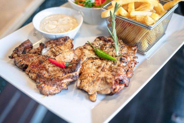 Steak Lounge