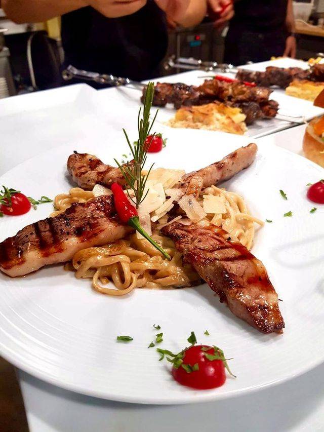 Steak Lounge